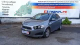 Клапан кондиционера Chevrolet Aveo (T300) 16462988.