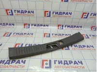 Обшивка багажника на заднюю панель Chevrolet Captiva (C100) 96476417