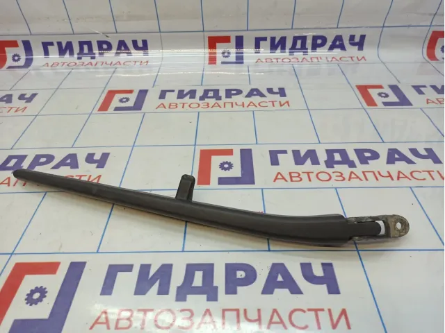 Поводок стеклоочистителя заднего Chevrolet Captiva (C100) 96830181