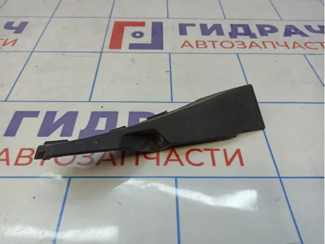 Накладка лобового стекла левая Chevrolet Captiva (C100) 96624540