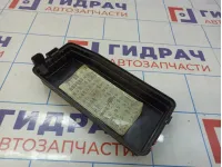Крышка блока предохранителей Chevrolet Captiva (C100)