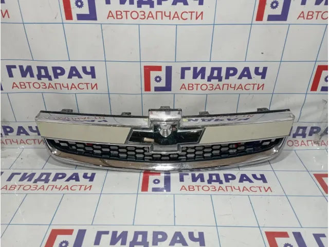 Решетка радиатора Chevrolet Captiva (C100) 96442717