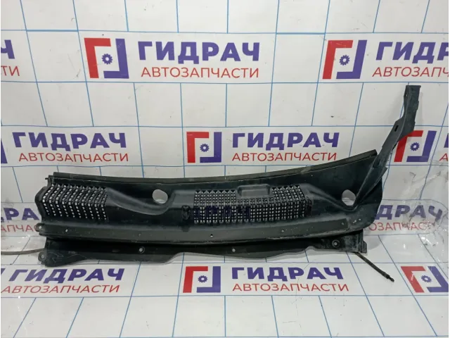 Решетка под лобовое стекло левая Chevrolet Captiva (C100) 96622272