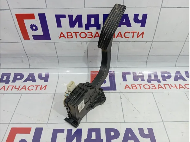 Педаль газа Chevrolet Cobalt (T250) 96858781
