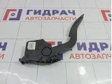 Педаль газа Chevrolet Cobalt (T250) 96858781