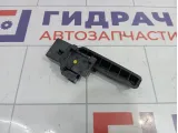 Ручка открывания капота Chevrolet Cobalt (T250) 13503692
