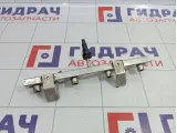 Рейка топливная (рампа) Chevrolet Cobalt (T250) 96985671