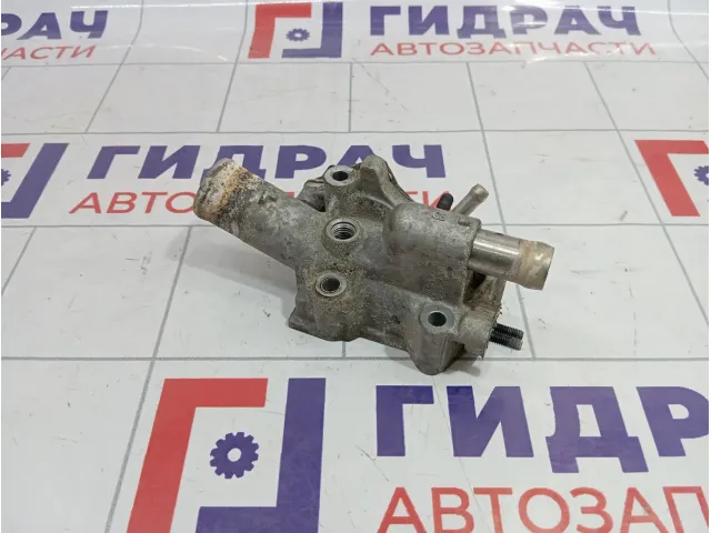 Фланец двигателя системы охлаждения Chevrolet Cobalt (T250) 25188412