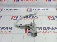 Петля крышки багажника правая Chevrolet Cobalt (T250) 52030945