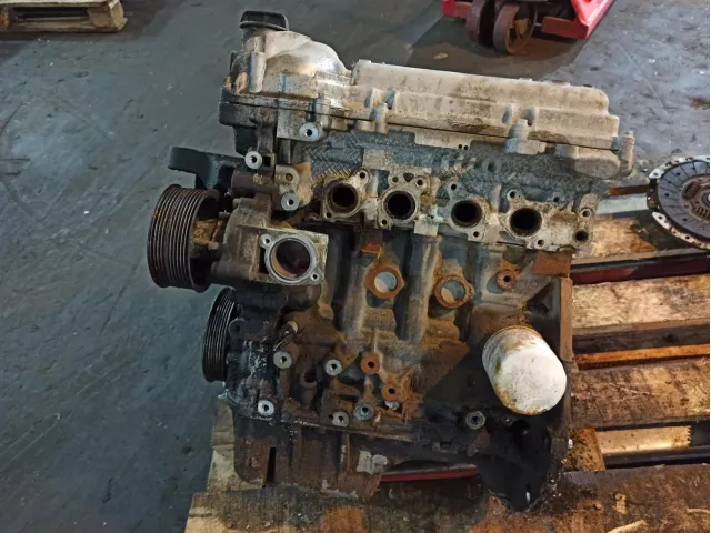 Двигатель Chevrolet Cobalt 96936585