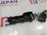 Кронштейн заднего бампера левый Chevrolet Cobalt (T250) 52049414