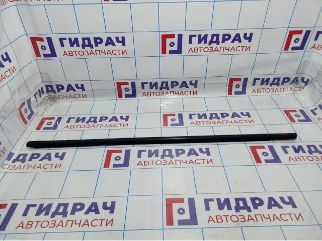 Накладка стекла заднего левого Chevrolet Cruze 95274249.