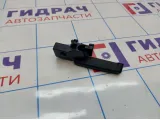 Ручка открывания капота Chevrolet Cruze 13503692.