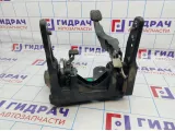 Блок педалей Chevrolet Cruze 13331970. МКПП.