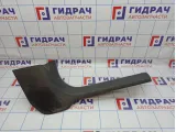 Накладка порога переднего правого внутренняя Chevrolet Cruze 95952077.
