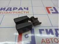 Ответная часть ремня безопасноти Chevrolet Cruze .