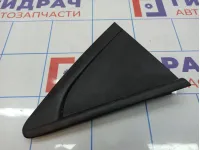 Накладка крыла заднего правого Chevrolet Cruze 95991481. Дефект креплений.