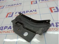 Пыльник двигателя нижний левый Chevrolet Cruze 94566178.