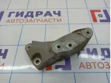 Кронштейн КПП левый Chevrolet Cruze 13248573.