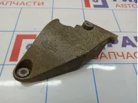 Кронштейн генератора Chevrolet Cruze 96352142.