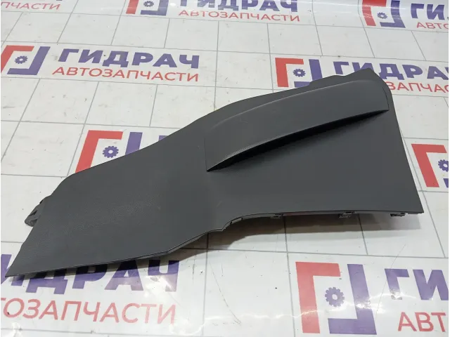Накладка центральной консоли правая Chevrolet Cruze 96991682