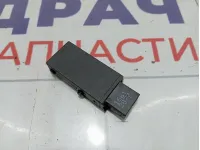 Разъем USB AUX Chevrolet Cruze 13317917