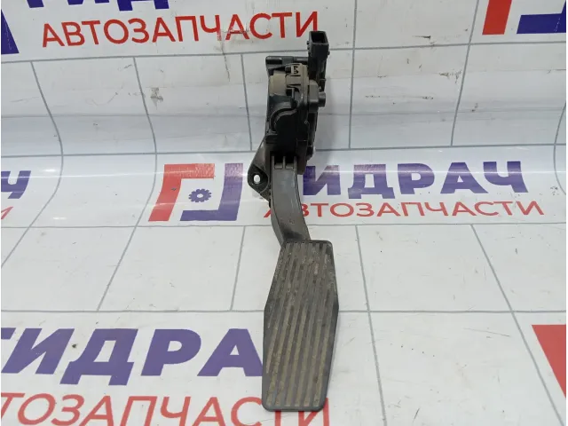 Педаль газа Chevrolet Cruze 13252702