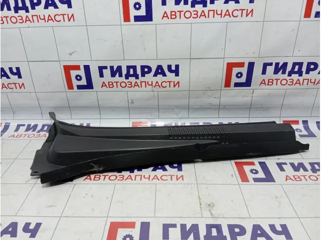 Решетка стеклоочистителей правая Chevrolet Cruze 95967374