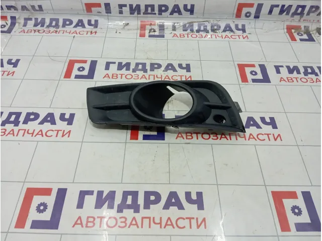 Решетка в бампер левая Chevrolet Cruze 94831151
