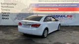 Ящик для инструментов Chevrolet Cruze 13323032