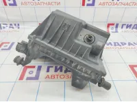 Корпус воздушного фильтра Chevrolet Cruze (J300) 13324645. В сборе.13324644.