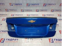 Крышка багажника Chevrolet Cruze (J300) 95950847. Дефекты.