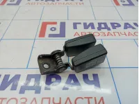 Ответная часть ремня безопасности задняя Chevrolet Cruze (J300) 13283162. Трещина.