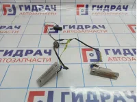 Кнопка открывания багажника Chevrolet Cruze (J300) 95107230.
