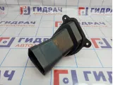 Воздуховод Chevrolet Cruze (J300) 13306961.