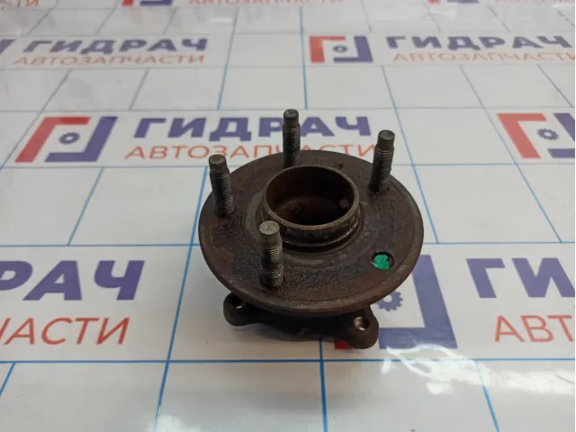 Ступица задняя Chevrolet Cruze (J300) 13502872. Дефект шпильки.