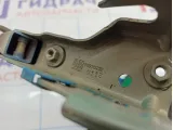 Петля крышки багажника левая Chevrolet Cruze (J300) 96990272.