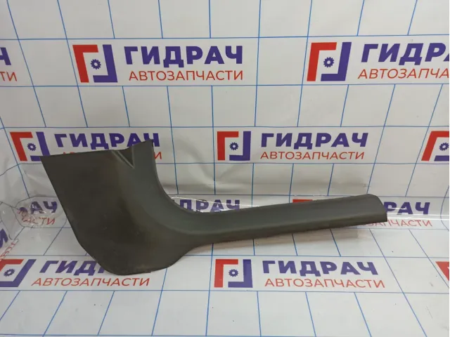 Накладка порога переднего правого внутренняя Chevrolet Cruze (J300) 95952078. Потертости.