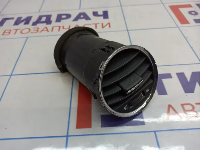Дефлектор воздушный правый Chevrolet Cruze (J300) 96829319.