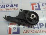 Опора двигателя передняя Chevrolet Cruze (J300) 13248607. Трещина.