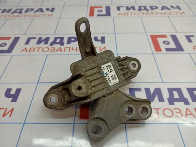 Опора КПП левая Chevrolet Cruze (J300) 13248551.