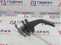 Рычаг, педаль стояночного тормоза Chevrolet Cruze 13319730