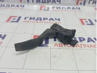 Педаль газа Chevrolet Cruze 13252702