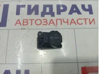 Моторчик заслонки отопителя (печки) Chevrolet Cruze 13372987