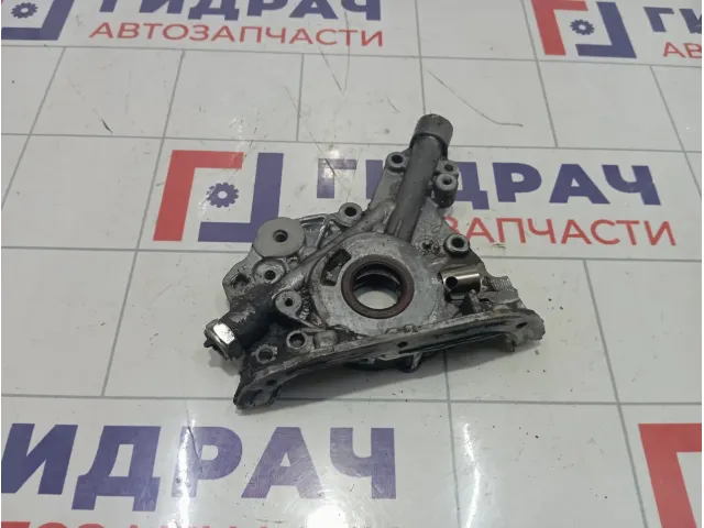 Насос масляный Chevrolet Cruze 25182606
