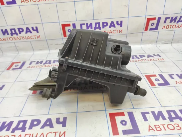 Корпус воздушного фильтра Chevrolet Cruze 13324645. В сборе.13324644.
