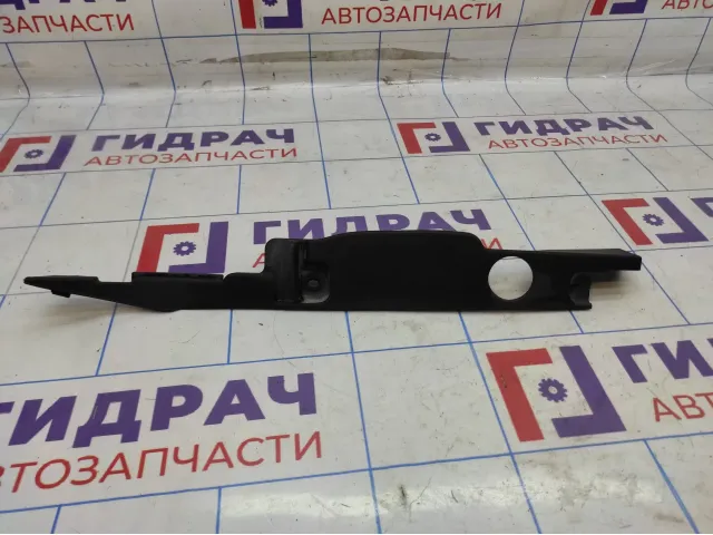 Накладка переднего крыла правого Chevrolet Cruze 96987078. Верхняя.