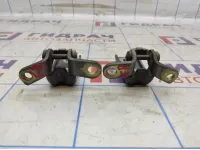 Петли двери передней правой Chevrolet Cruze . Комплект.