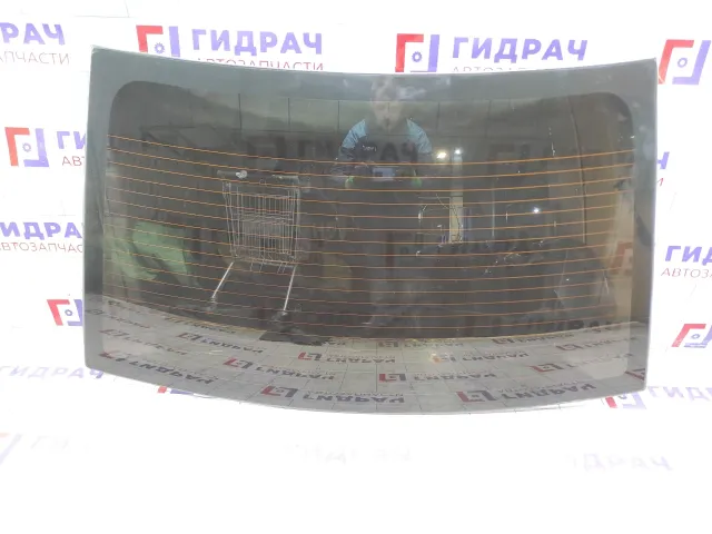 Стекло заднее Chevrolet Cruze 94571381. Седан.Дефект.