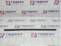 Накладка стекла переднего левого Chevrolet Cruze . Наружняя.